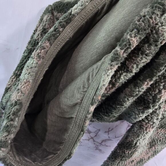 Prana Sweatshirt Women Medium Green Camo Sherpa Teddy Polar Escape Kangaroo Crew - Picture 8 of 11